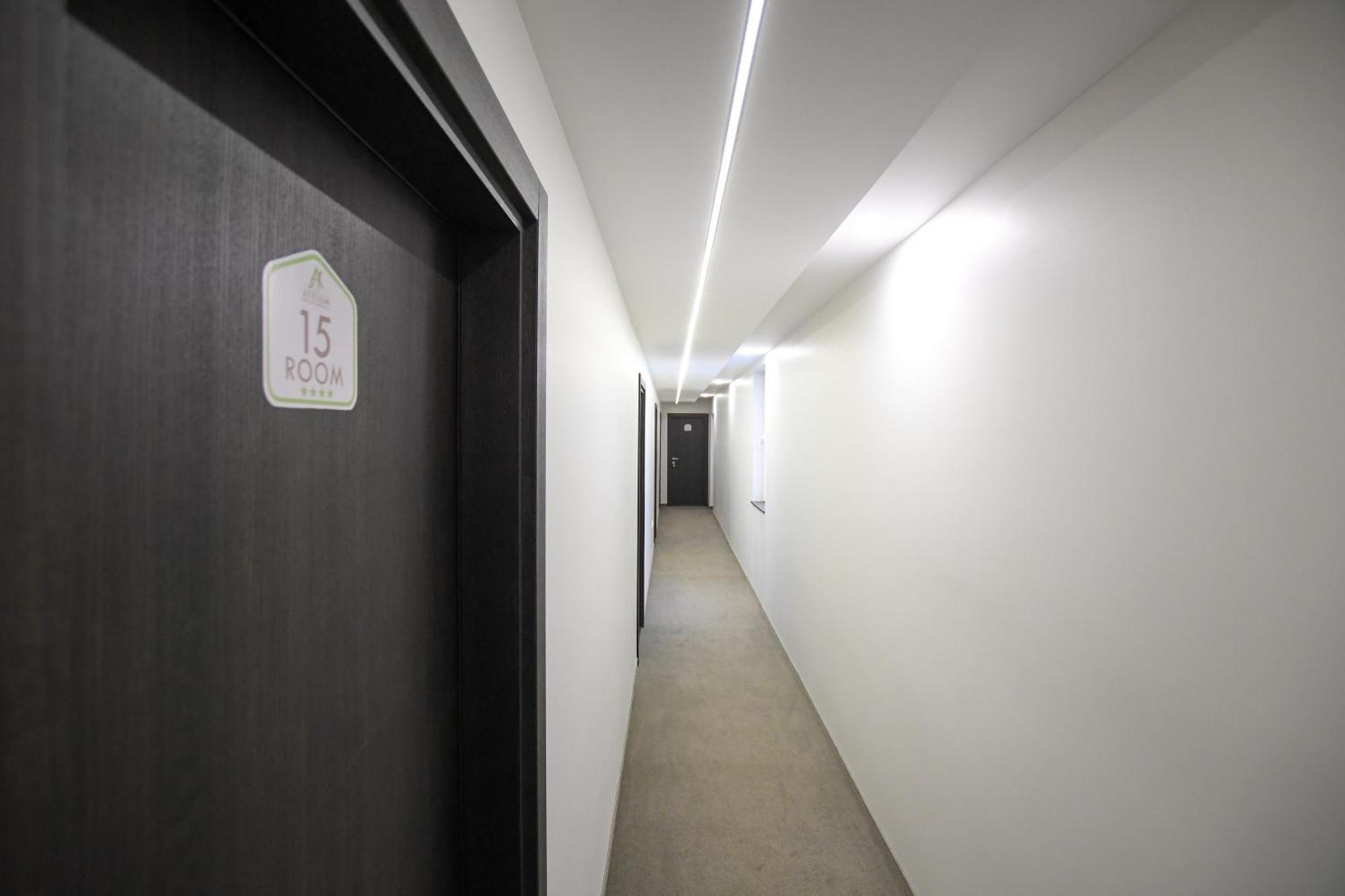 Atrijum Apartments And Rooms クラドヴォ エクステリア 写真