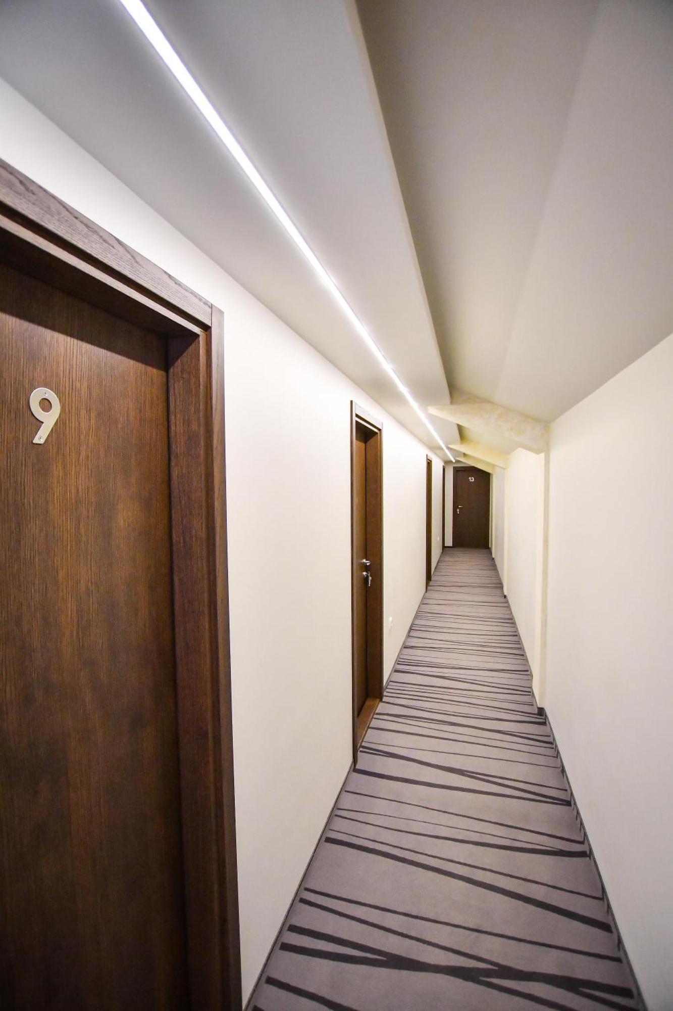 Atrijum Apartments And Rooms クラドヴォ エクステリア 写真