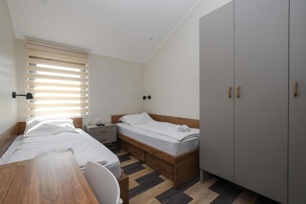 Atrijum Apartments And Rooms クラドヴォ エクステリア 写真